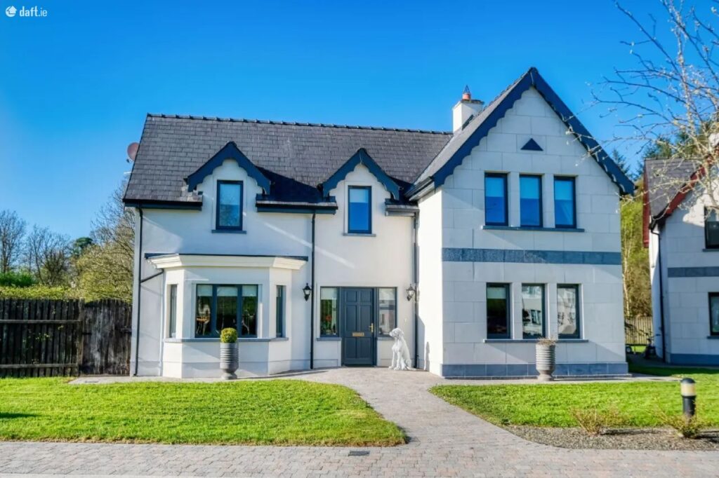 8 Errew Drive,Lough Rinn,Mohill,Co. Leitrim, Mohill, Co. Leitrim