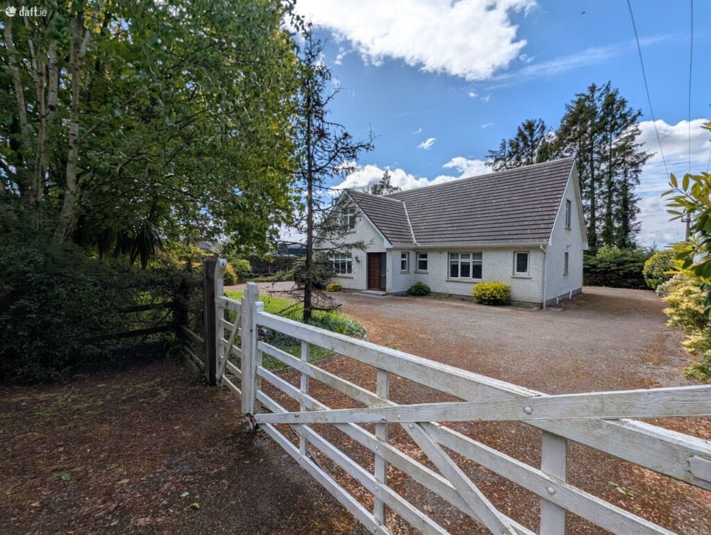 Roosky New,Roosky,Co. Roscommon, Rooskey, Co. Roscommon