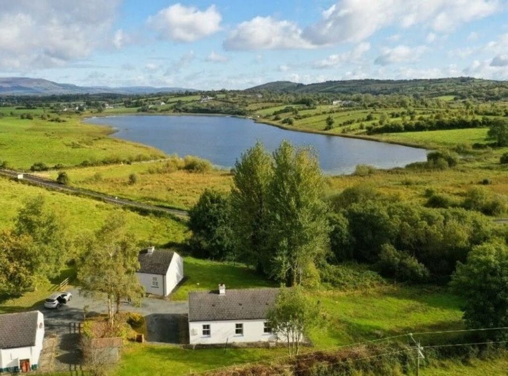 6 Loughbran Cottages, Grange, Carrick-on-Shannon, Co. Leitrim