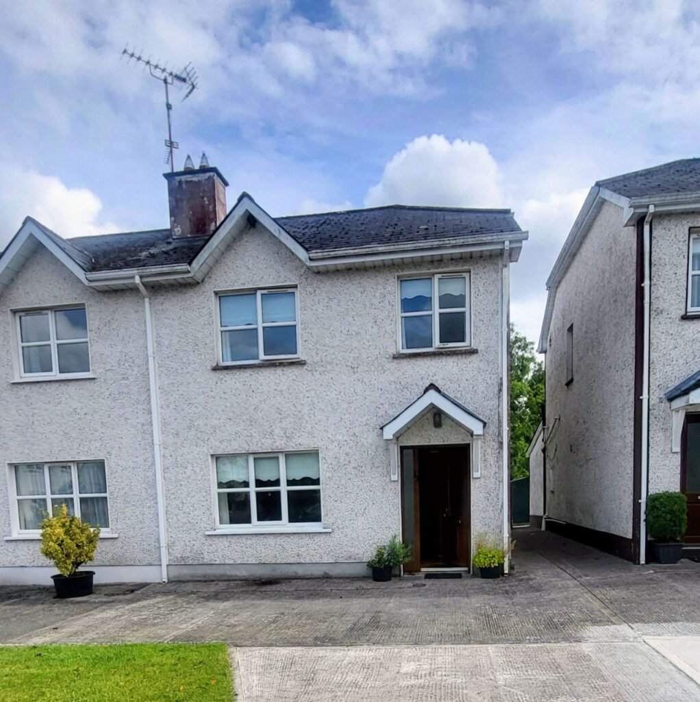 13 Árd Na Cuain, Dromod, Dromod, Co. Leitrim